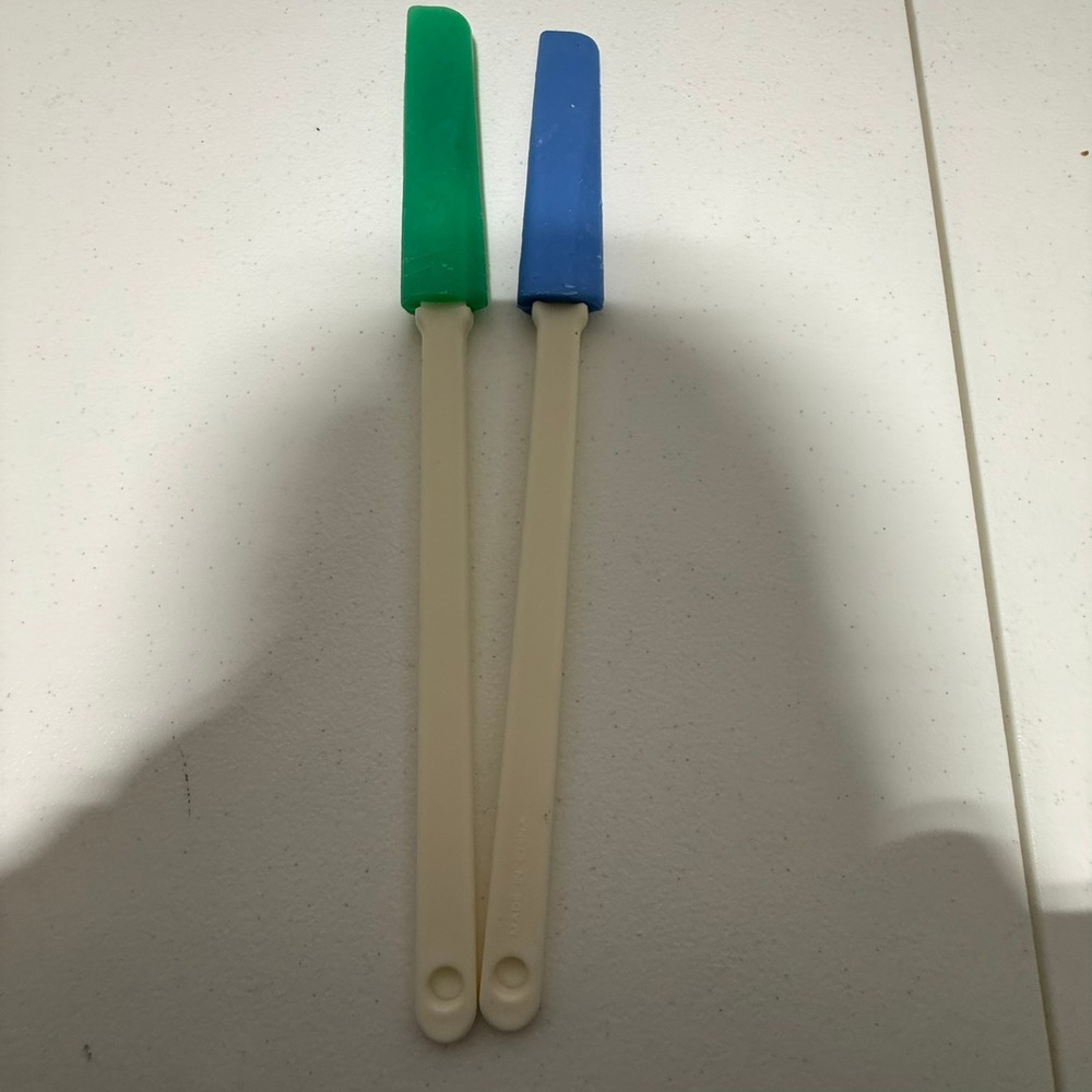Set of 2 Slim Silicone Jar Spatulas Green and Blue Small Kitchen Scrapers